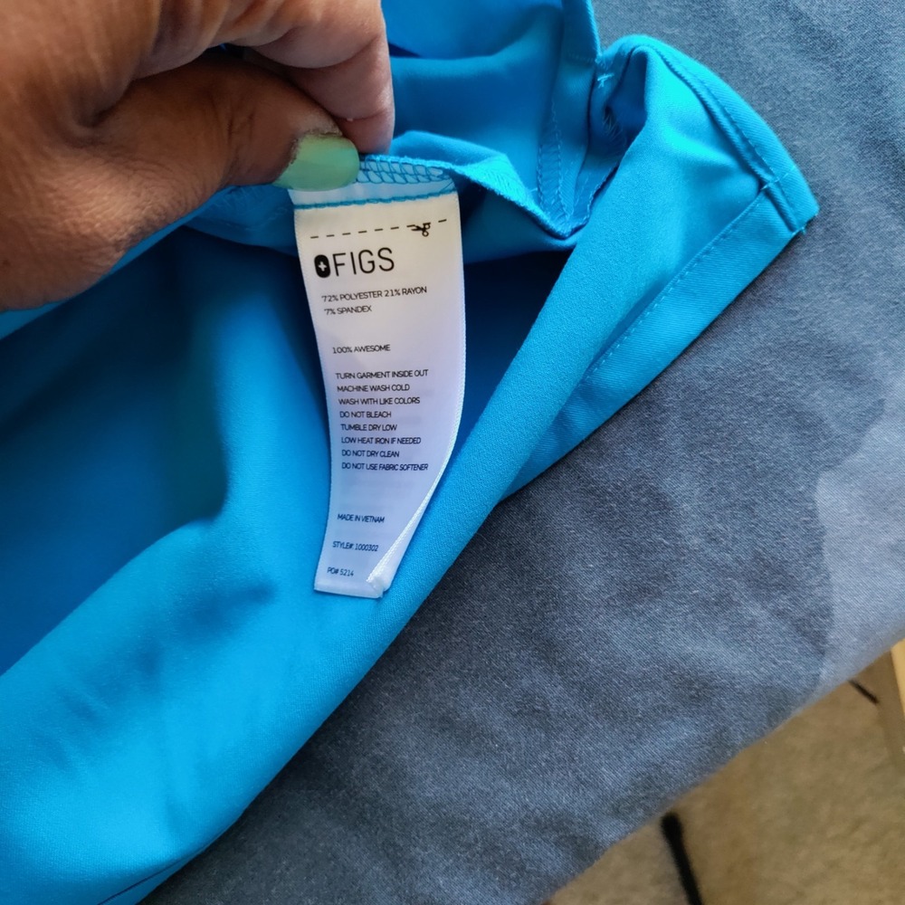 NWT Figs 4XL Catarina Extremes Ocean Blue One-Pocket‎ Medical Nurse Scrub Top - Picture 11 of 13